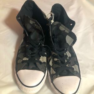 Men’s converse